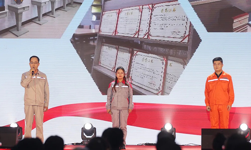 yan11.webp.jpg yan11.webp.jpg